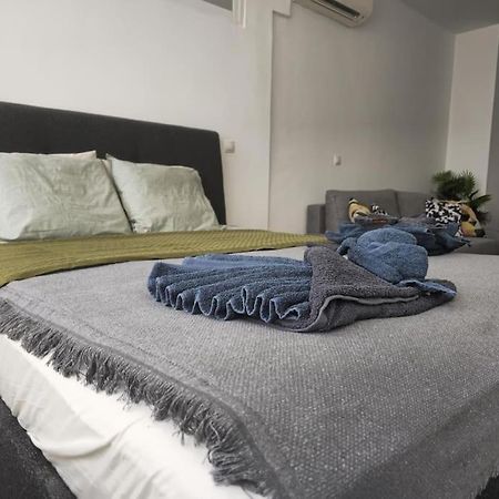 Tao City Center Apartment With Fee Wifi And Air Con By Namaste Elite Torremolinos Buitenkant foto