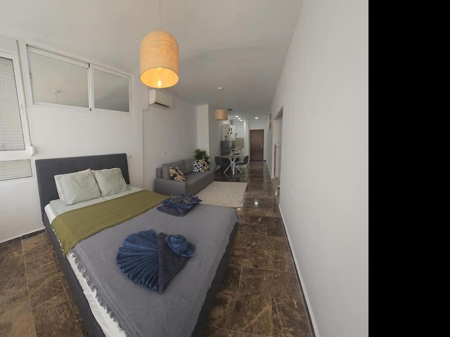 Tao City Center Apartment With Fee Wifi And Air Con By Namaste Elite Torremolinos Buitenkant foto