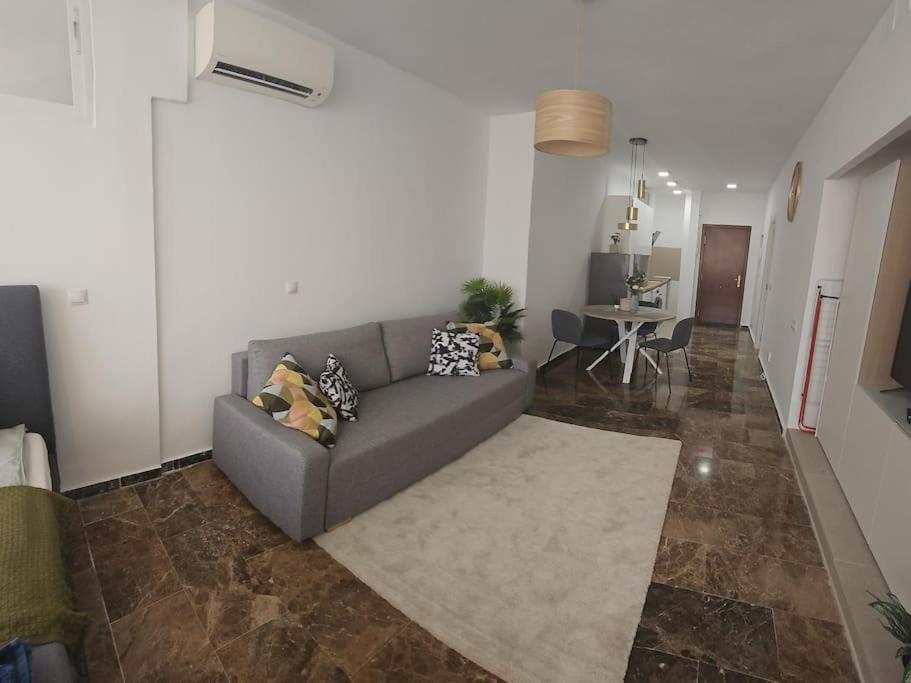 Tao City Center Apartment With Fee Wifi And Air Con By Namaste Elite Torremolinos Buitenkant foto